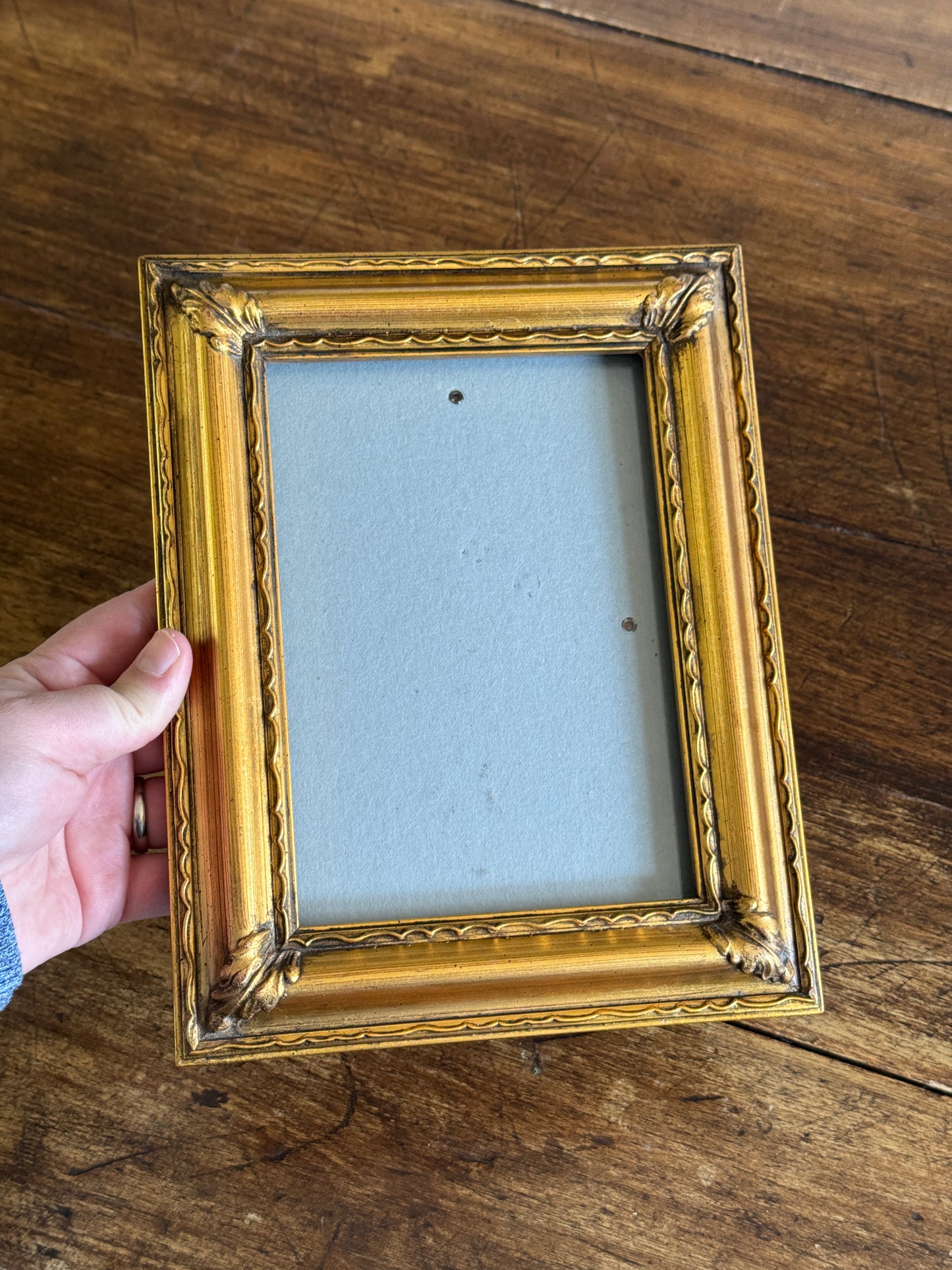 Gold Ornate 5x7 Photo Frame with Leaf Corner Design