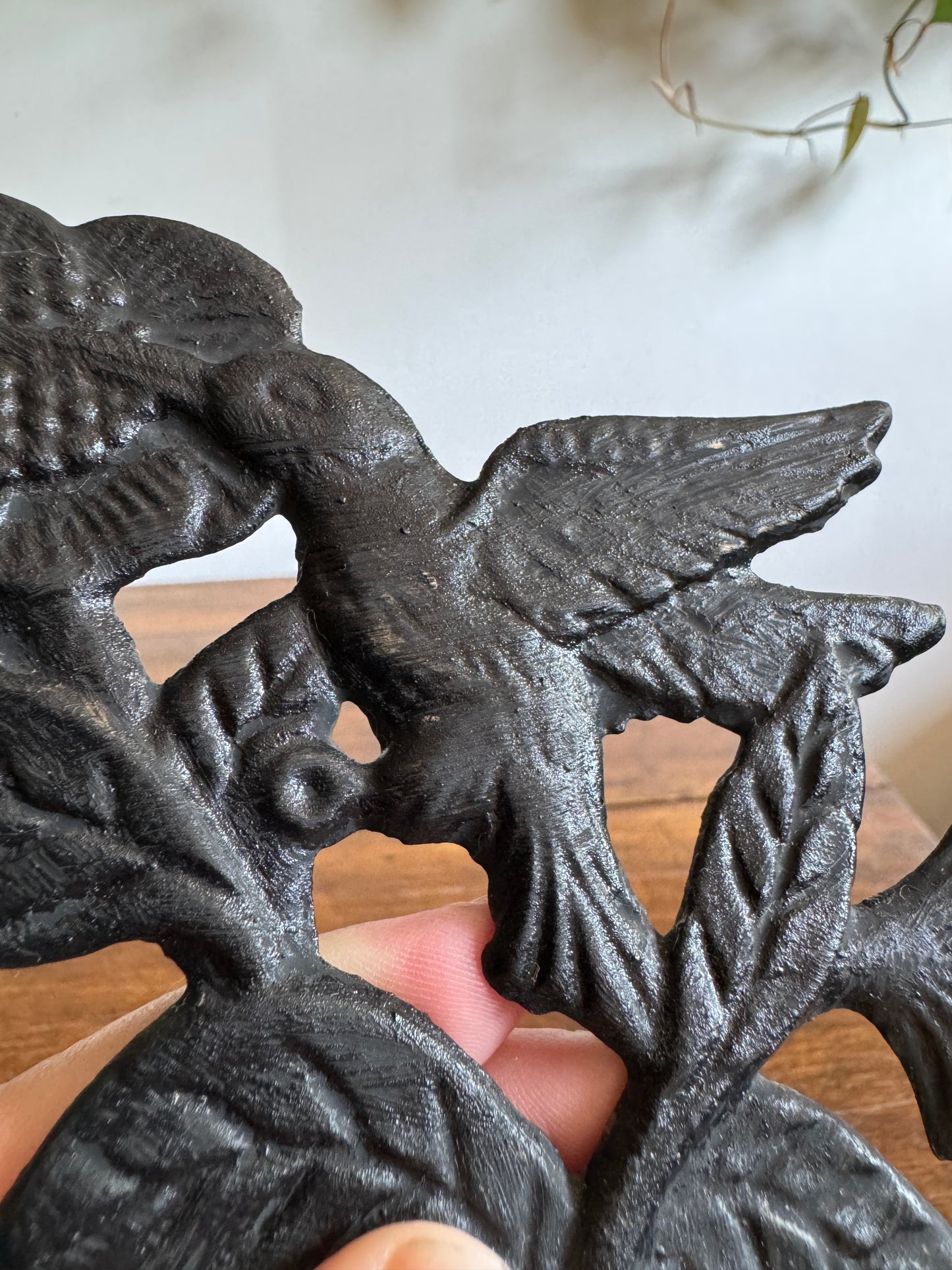 Metal Cast Iron Hummingbird with Flowers Wall Hook