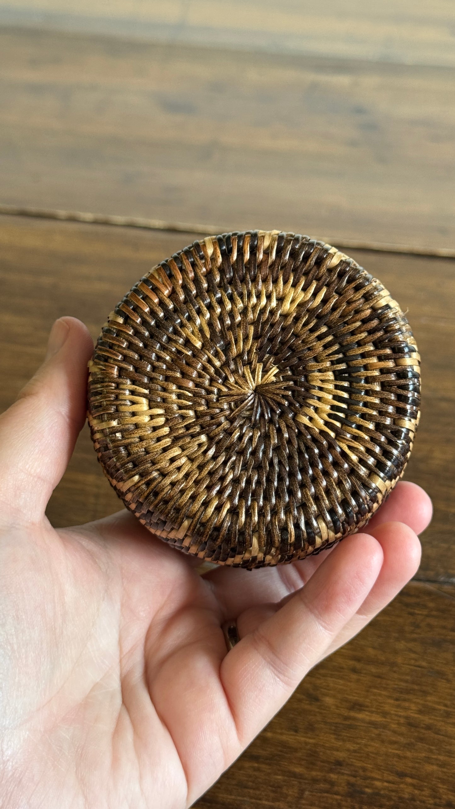 Miniature Woven Basket with Star Design and Neutral Colouring