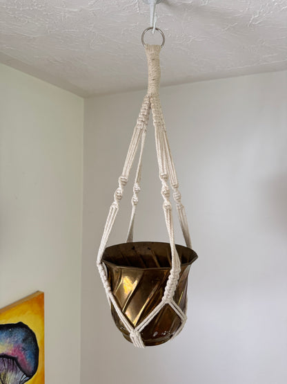 White Macrame Plant Pot Hanging Holder