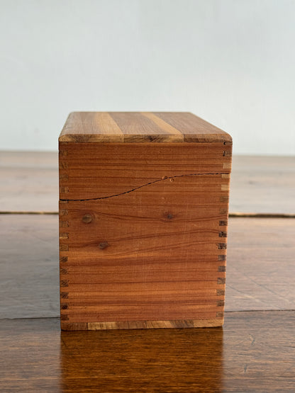 Wood Recipe Card Holder with Lovely Wood Grain - Simple Wood Storage Box