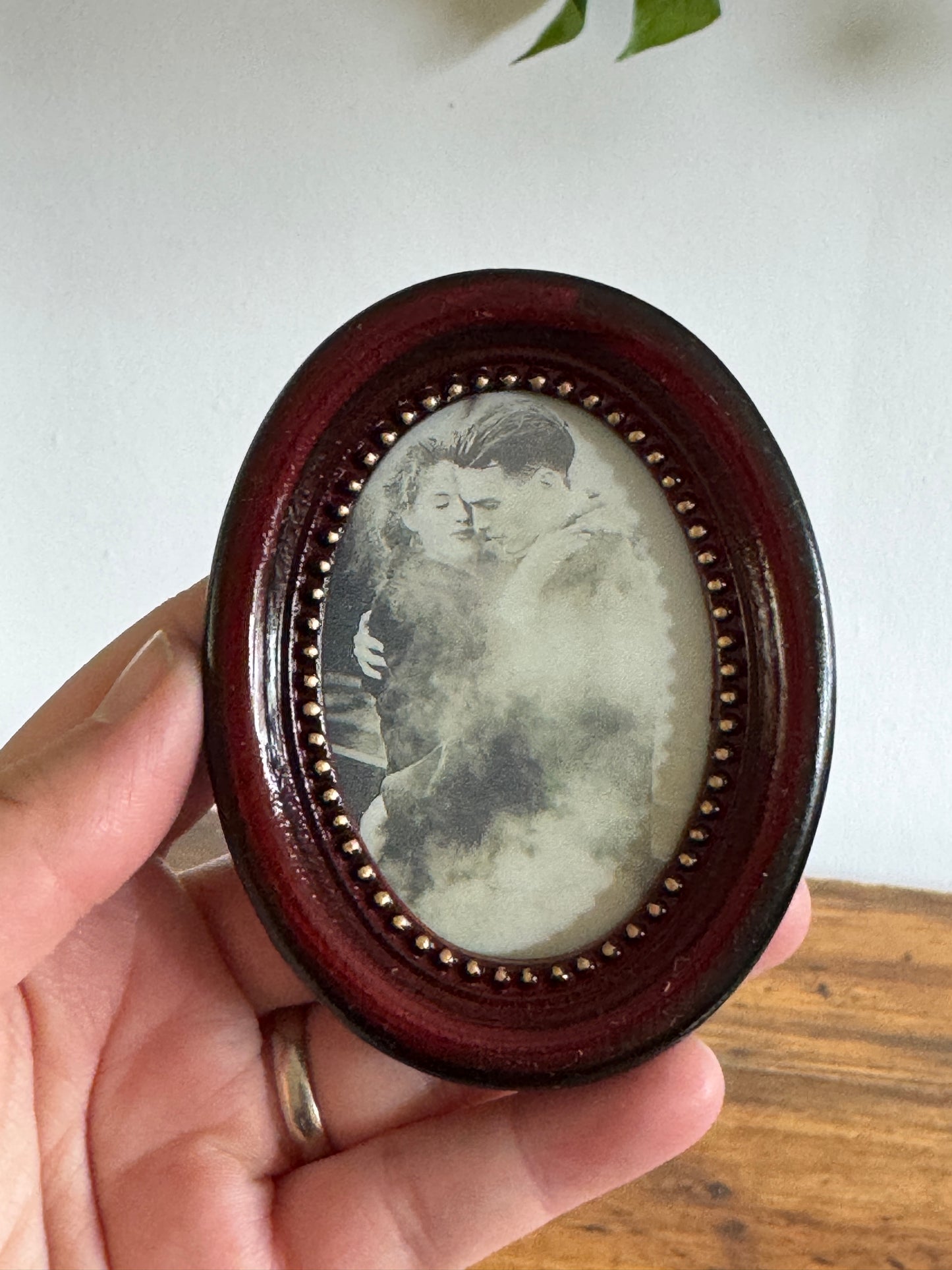 PICK ONE: Small Plastic Frames with Small Metal Stand