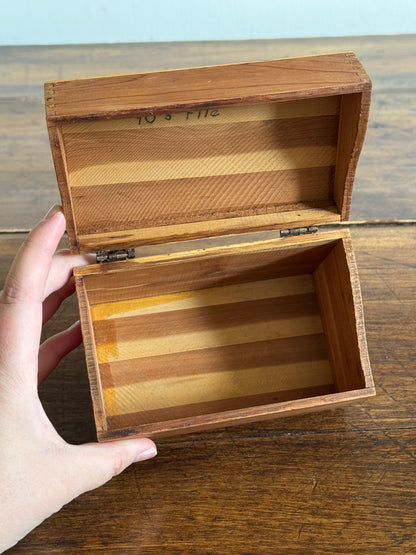 Wood Recipe Card Holder with Lovely Wood Grain - Simple Wood Storage Box