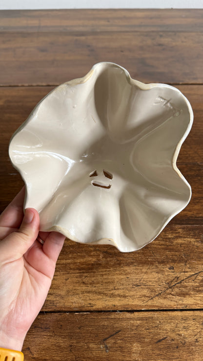 Ceramic Ghost Pottery Decor