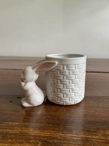 Vintage Fitz & Floyd Bunny Eating Carrot with White Basket Weave Holder 1979 - Made in Japan