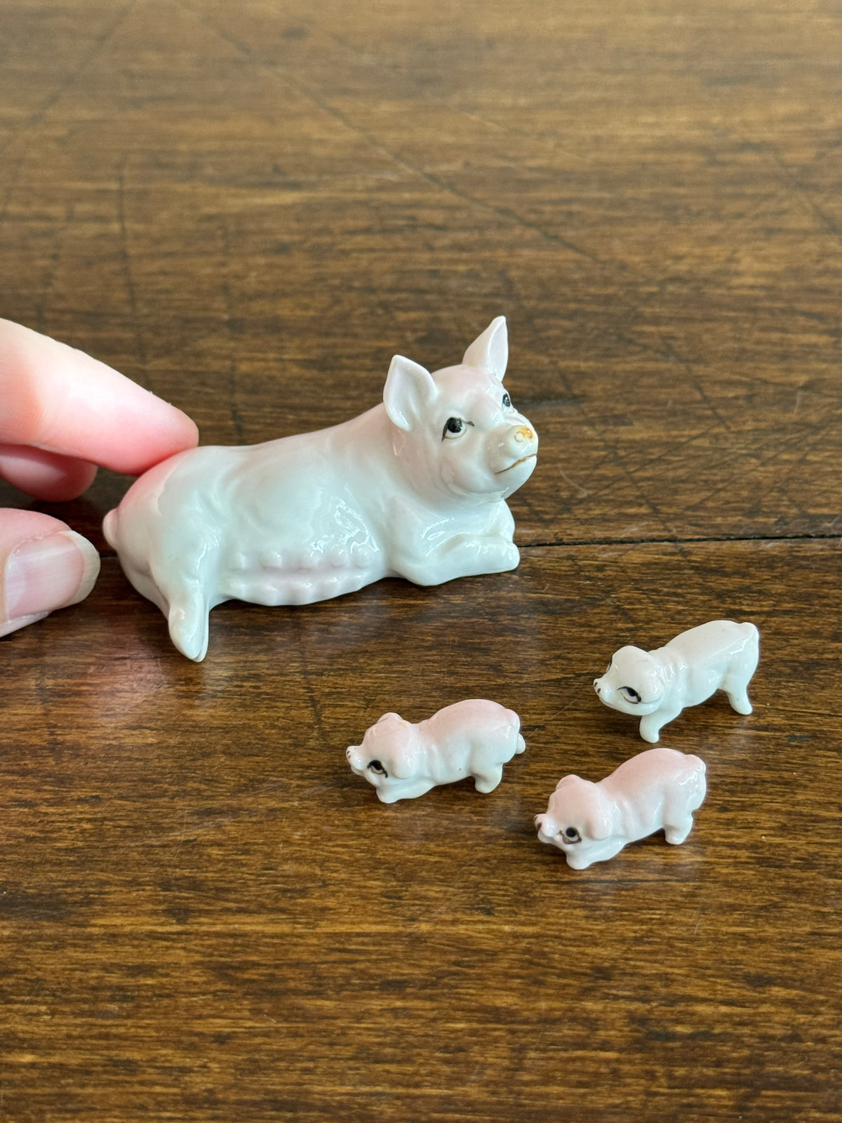 Vintage Bone China Miniature Piggies and Momma - Pig and Piglet Set