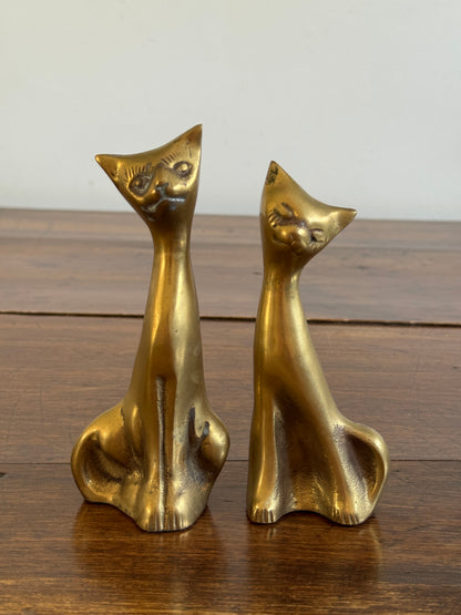 Vintage Mid Century Cat Couple - Brass Pair of Cat Figurines