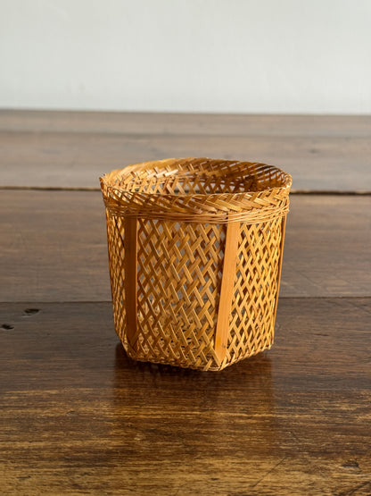 Small/Miniature Rattan Basket Holder with Hexagon Base