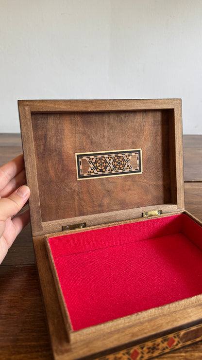 Vintage Inlay Box with Stunning Mother of Pearl Marquetry and Red Felt Inside