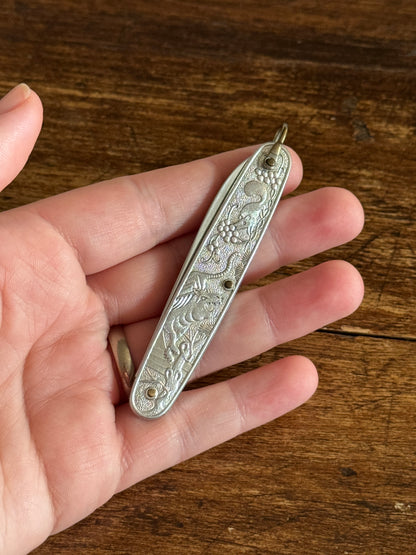 Vintage Metal Animal Embossed Folding Pocket Knife
