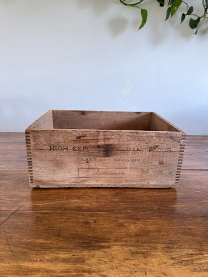 Polar Forcite Gelatin Wooden Crate