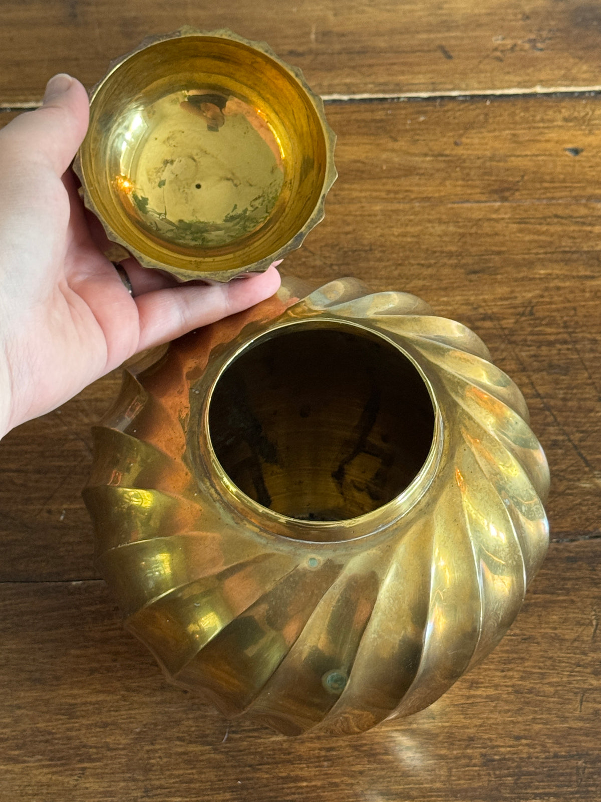 Vintage Heavy Solid Brass Ginger Jar with Swirled Sides and Rounded Lid - Made in India