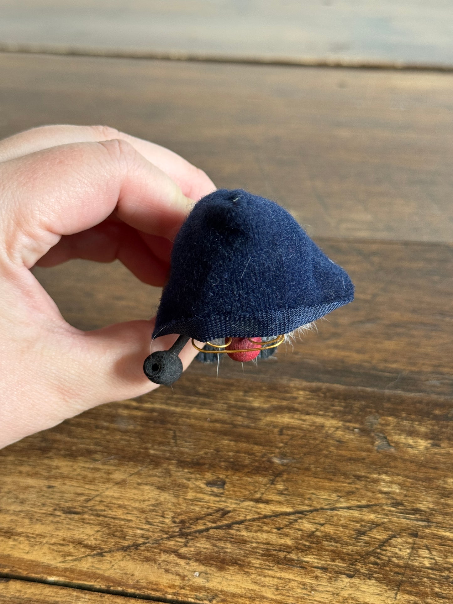 Magnetic Paperclip Holder Mini Wood Figurine