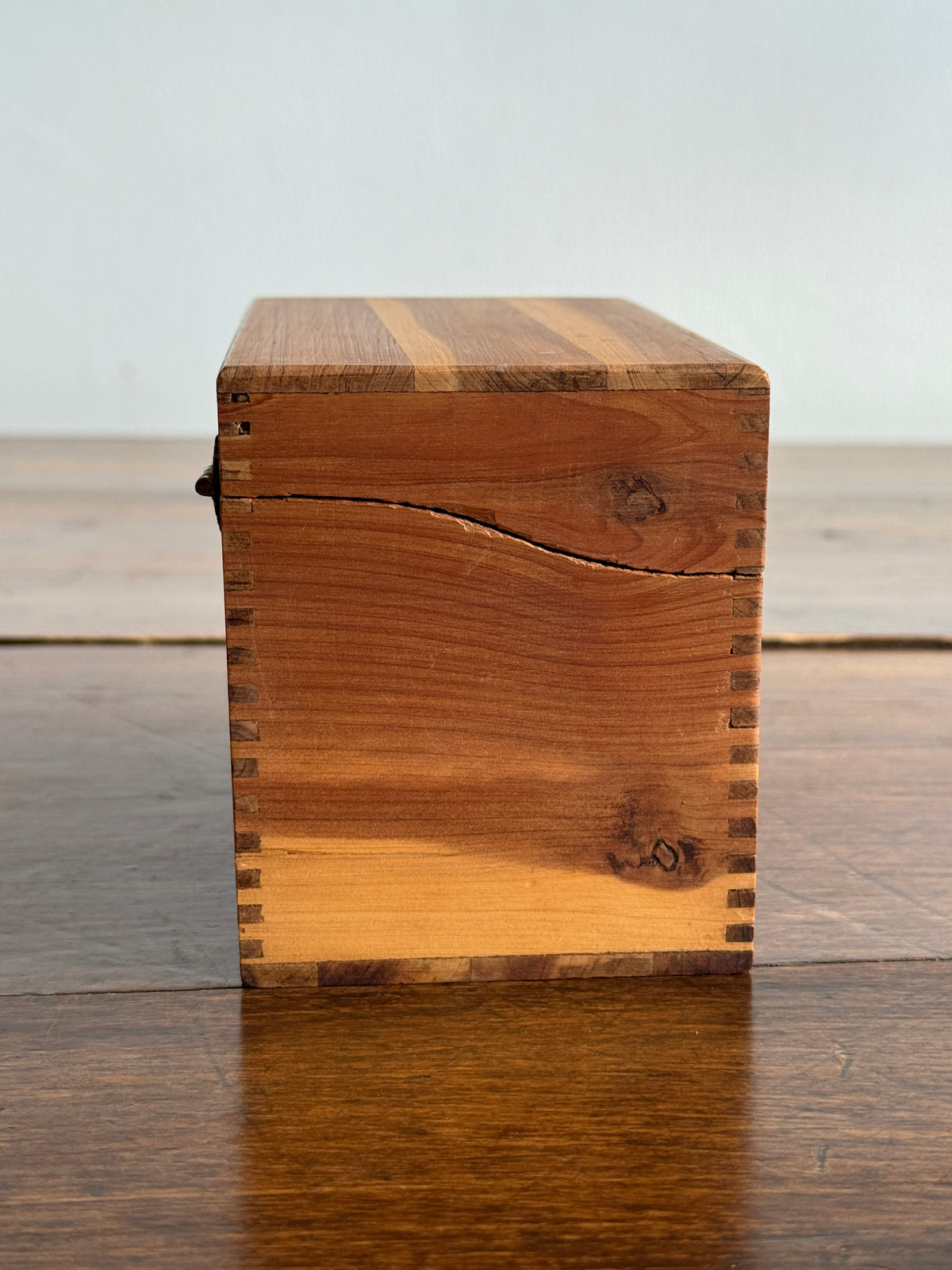 Wood Recipe Card Holder with Lovely Wood Grain - Simple Wood Storage Box
