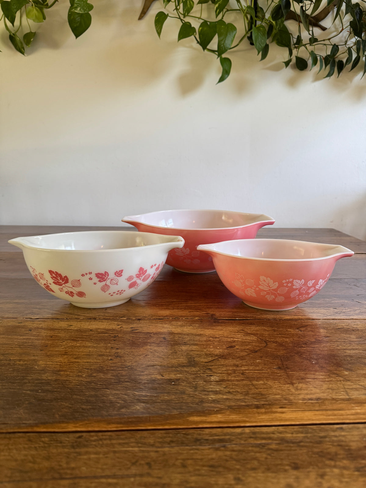 Set of Three Pink Gooseberry Pyrex Cinderella Nesting Mixing Bowls