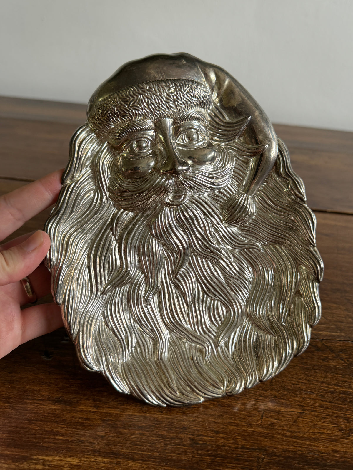 Silver Plated Santa Head with Full Beard Tray - Made in China
