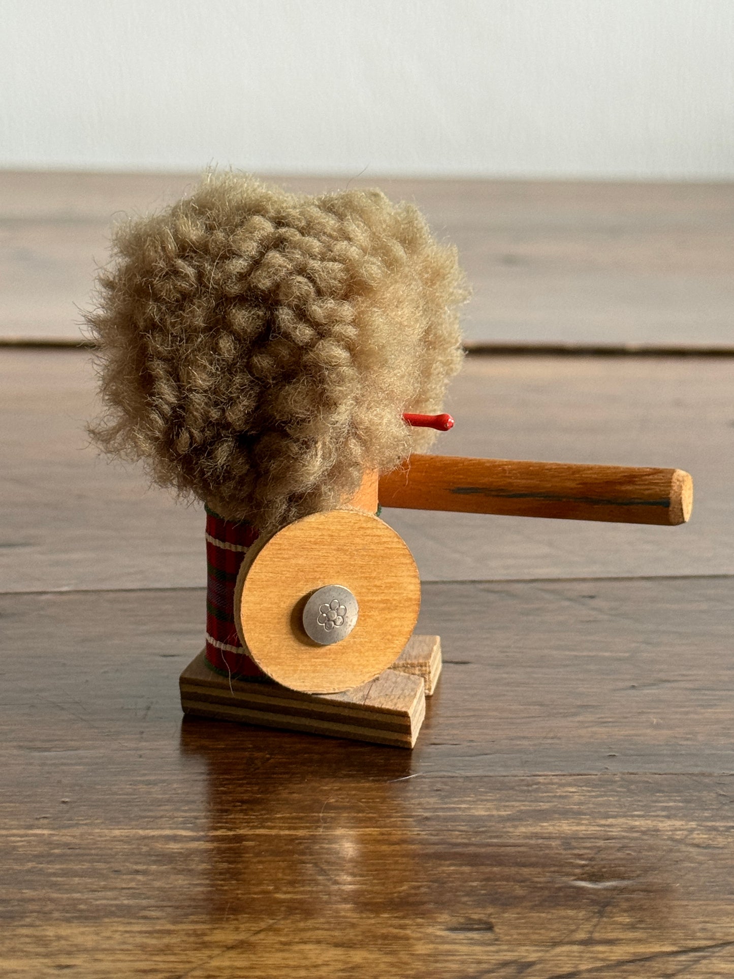 Scottish Penny Toys Mini Wood Figurine
