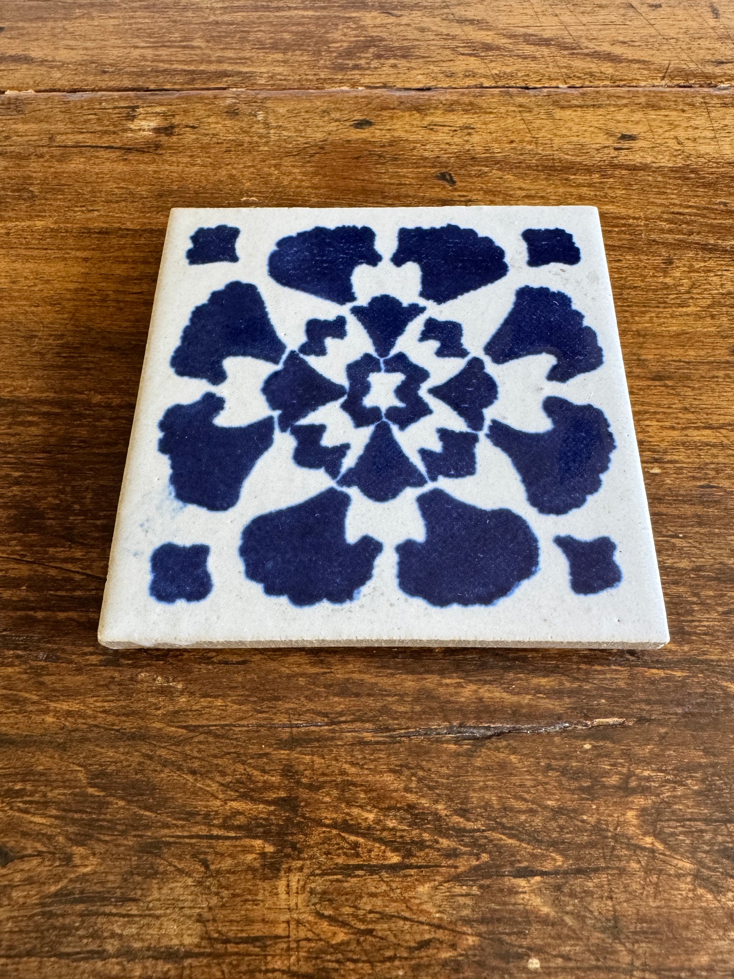 Small Blue and White Tile Trivet with Plastic Feet