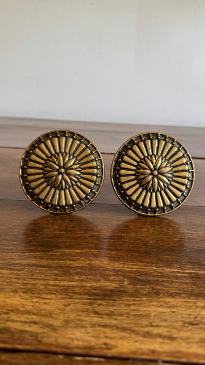 Vintage Pair of Brass Curtain Holders - Wall Mounted Curtain Stays