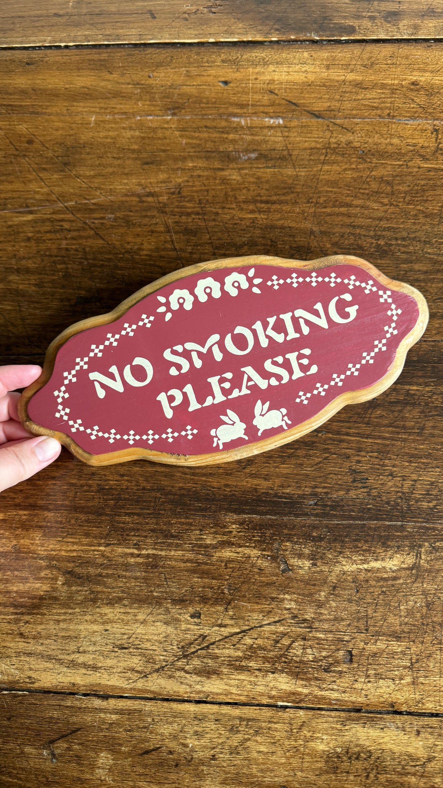 Wooden Painted Cottage “No Smoking Please” Sign