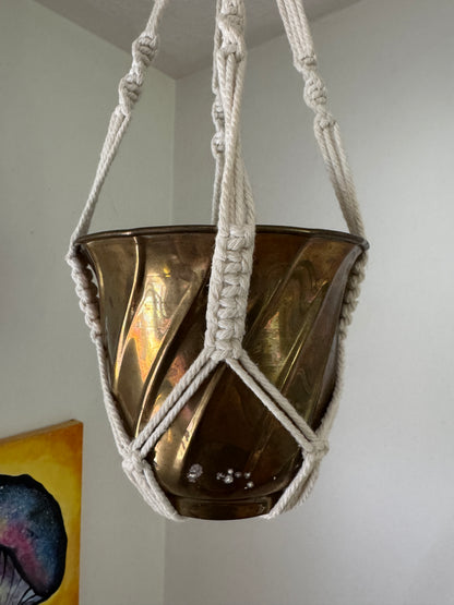 White Macrame Plant Pot Hanging Holder