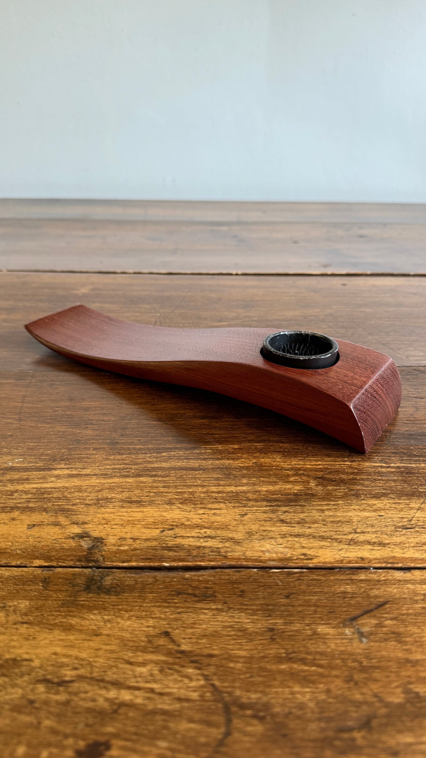 Simple Wooden Ikebana Pin Frog Vase