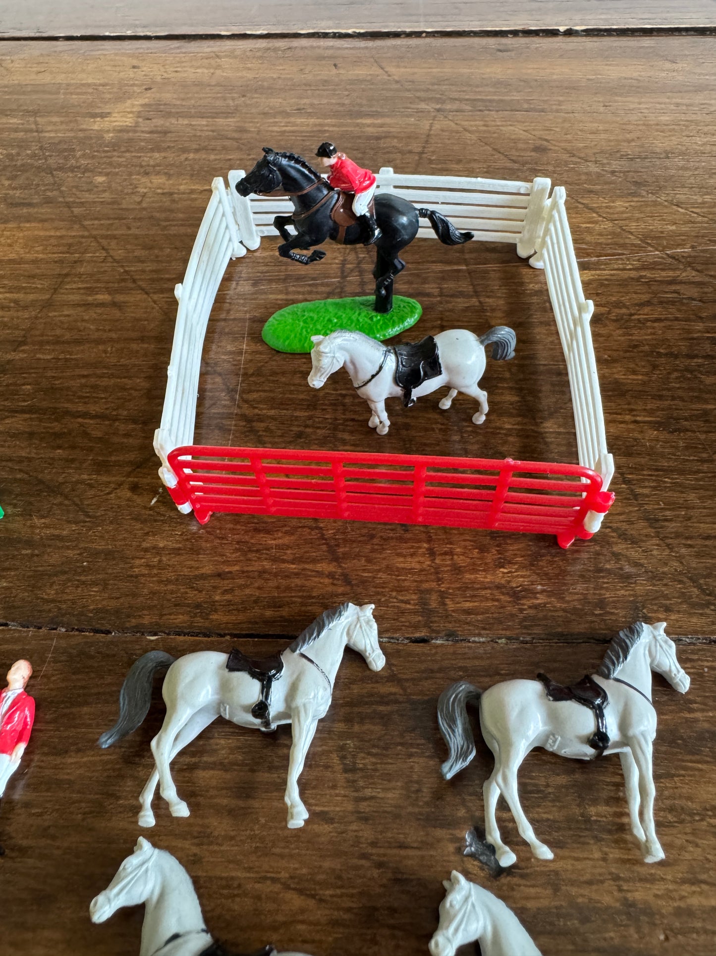 Ertl Brand Farm Animal Toy Set with Mixed Pieces