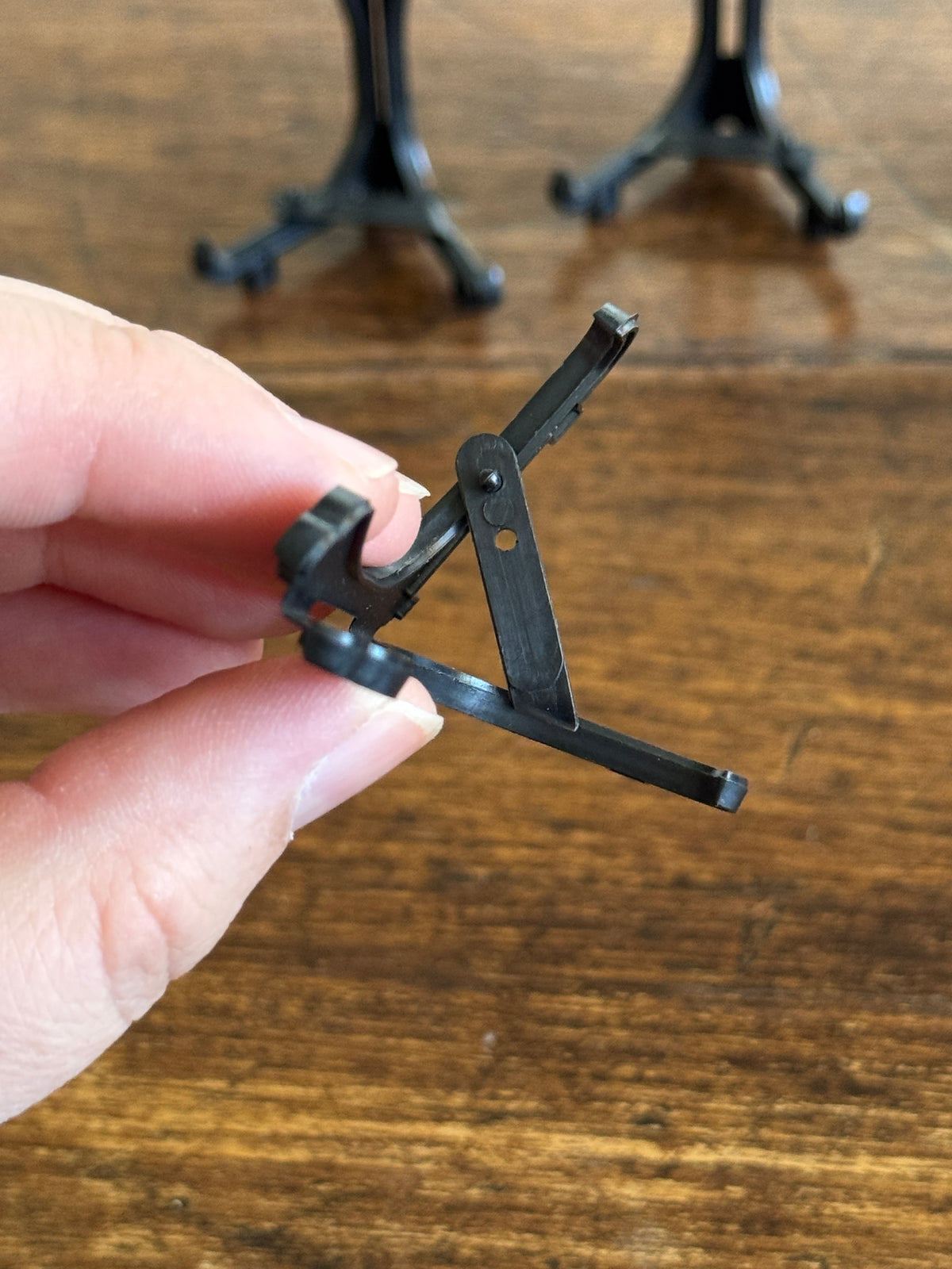 Set of Four Plastic Mini Stands