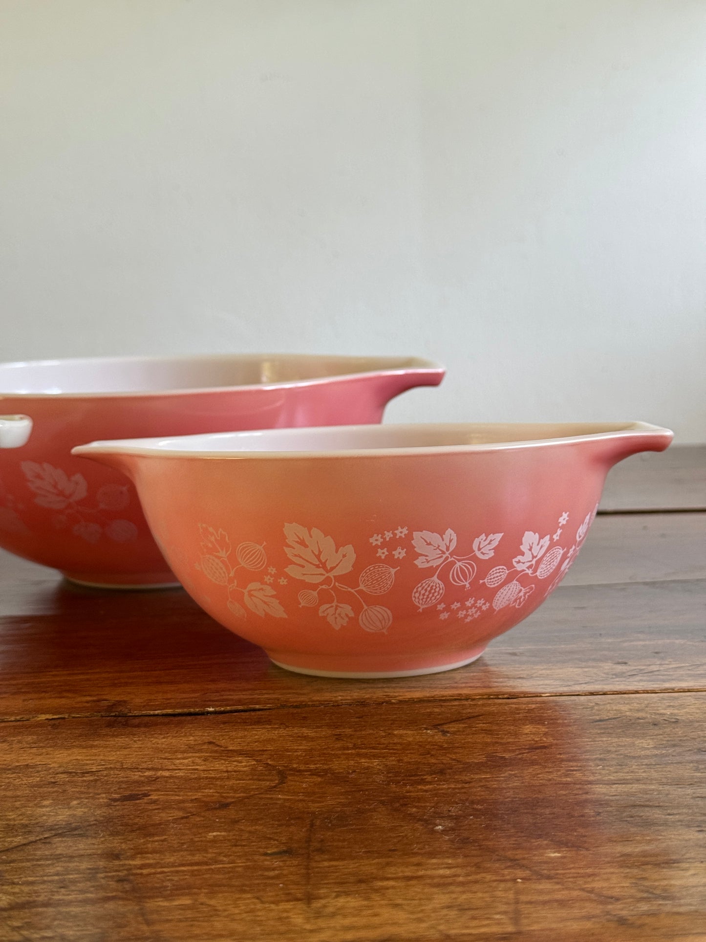 Set of Three Pink Gooseberry Pyrex Cinderella Nesting Mixing Bowls