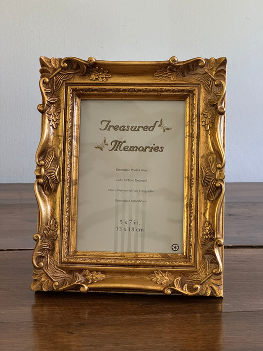 Vintage-Look Gold Ornate Photo Frame 5x7 - Made in China