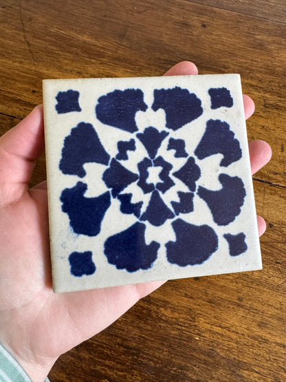 Small Blue and White Tile Trivet with Plastic Feet