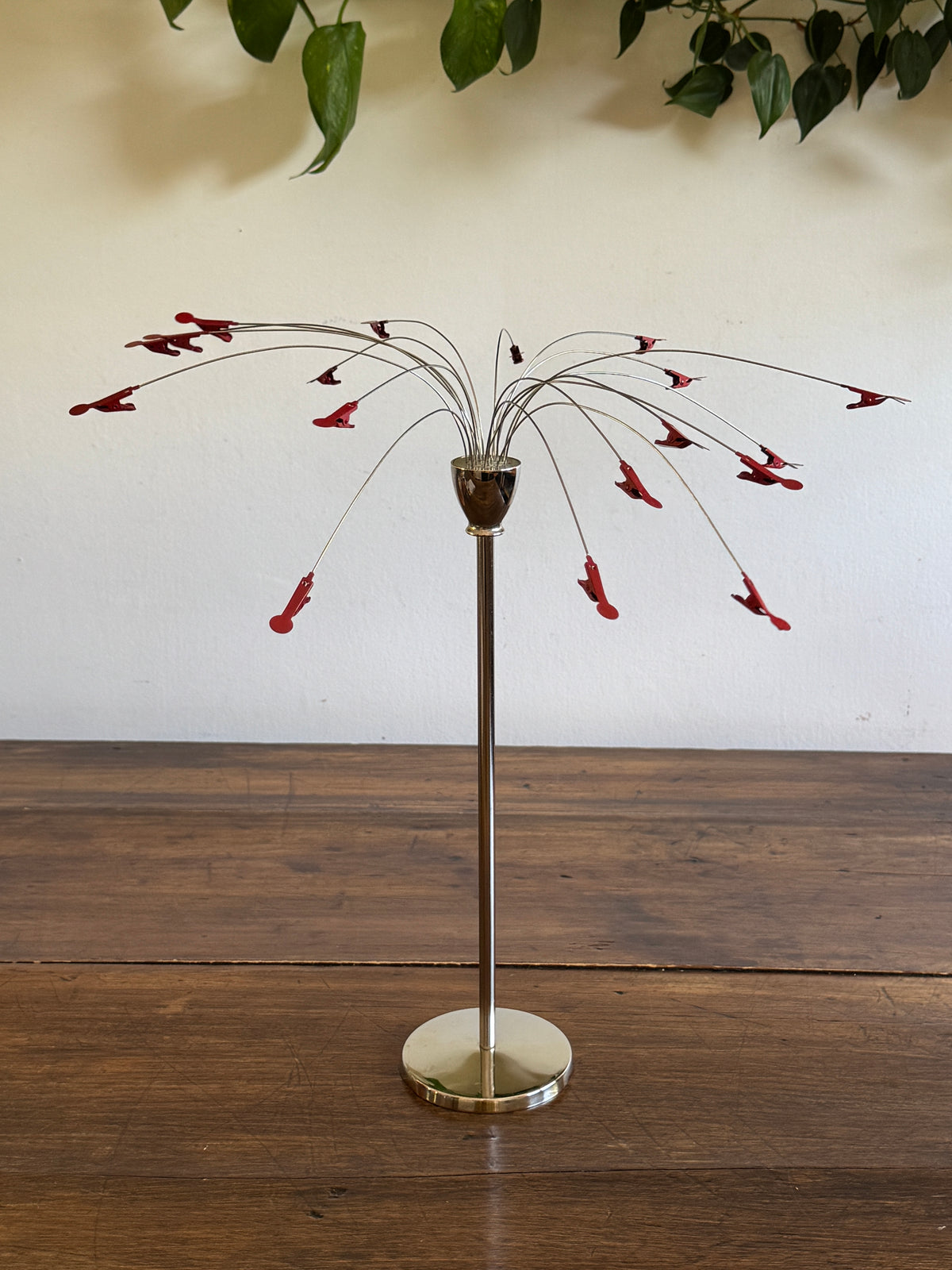 Umbra Silver-Tone and Red Photo Clip Stand