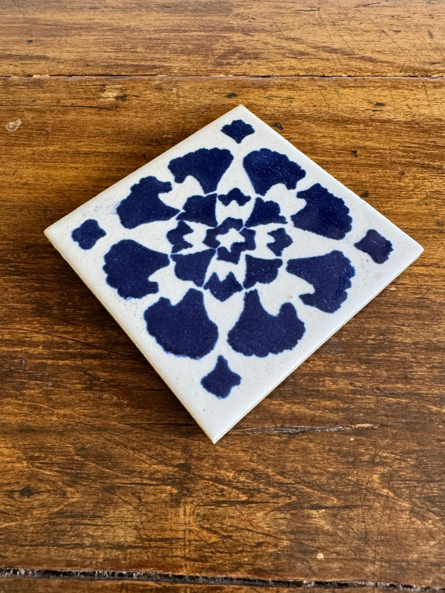Small Blue and White Tile Trivet with Plastic Feet