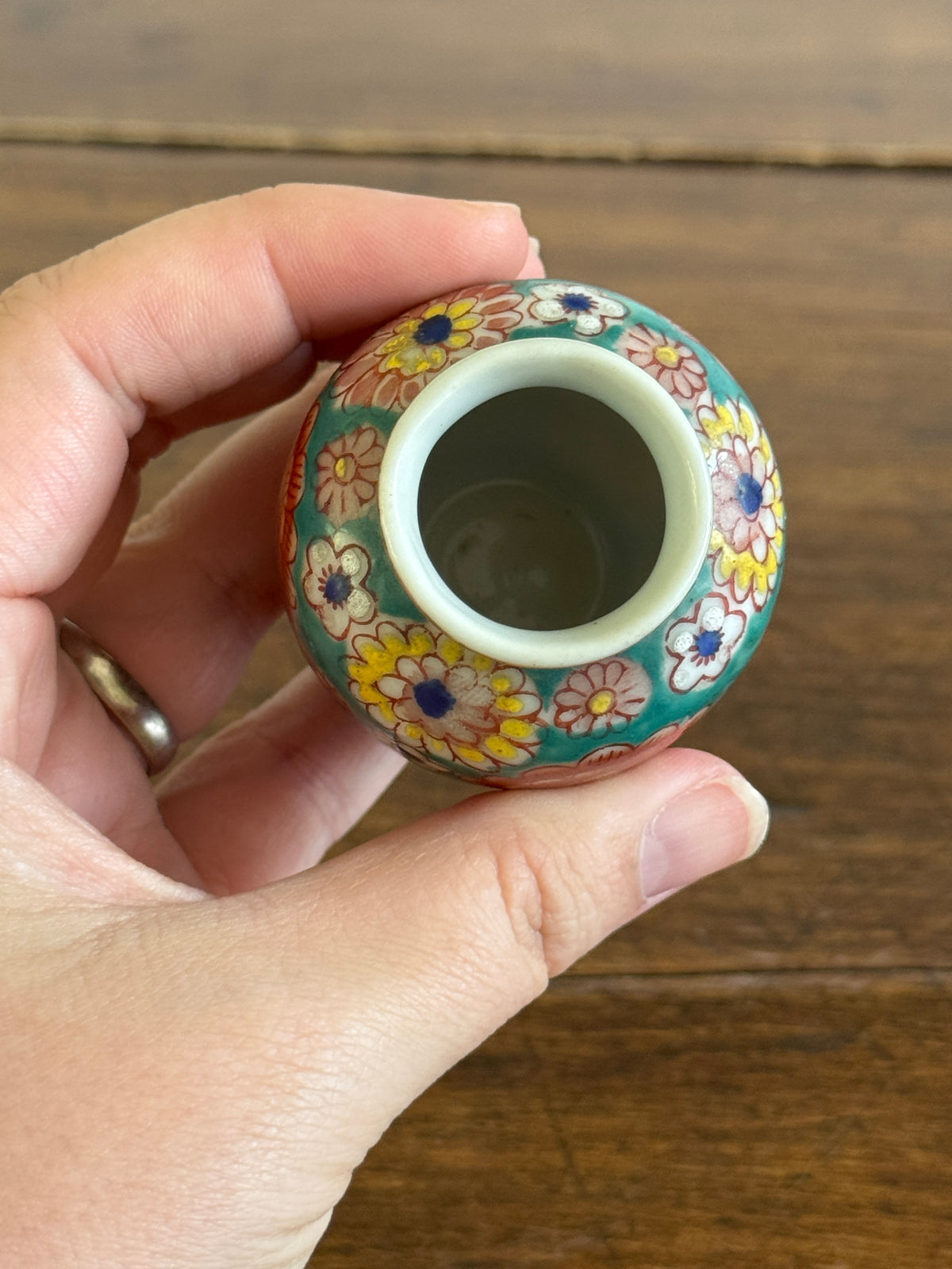 Vintage Miniature Occupied Japan Flower Vase with Lovely Detailed Pattern