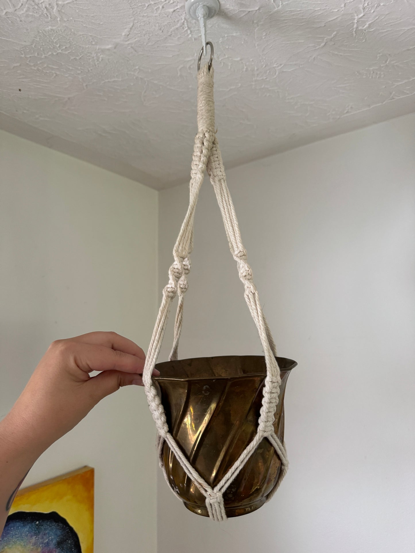 White Macrame Plant Pot Hanging Holder