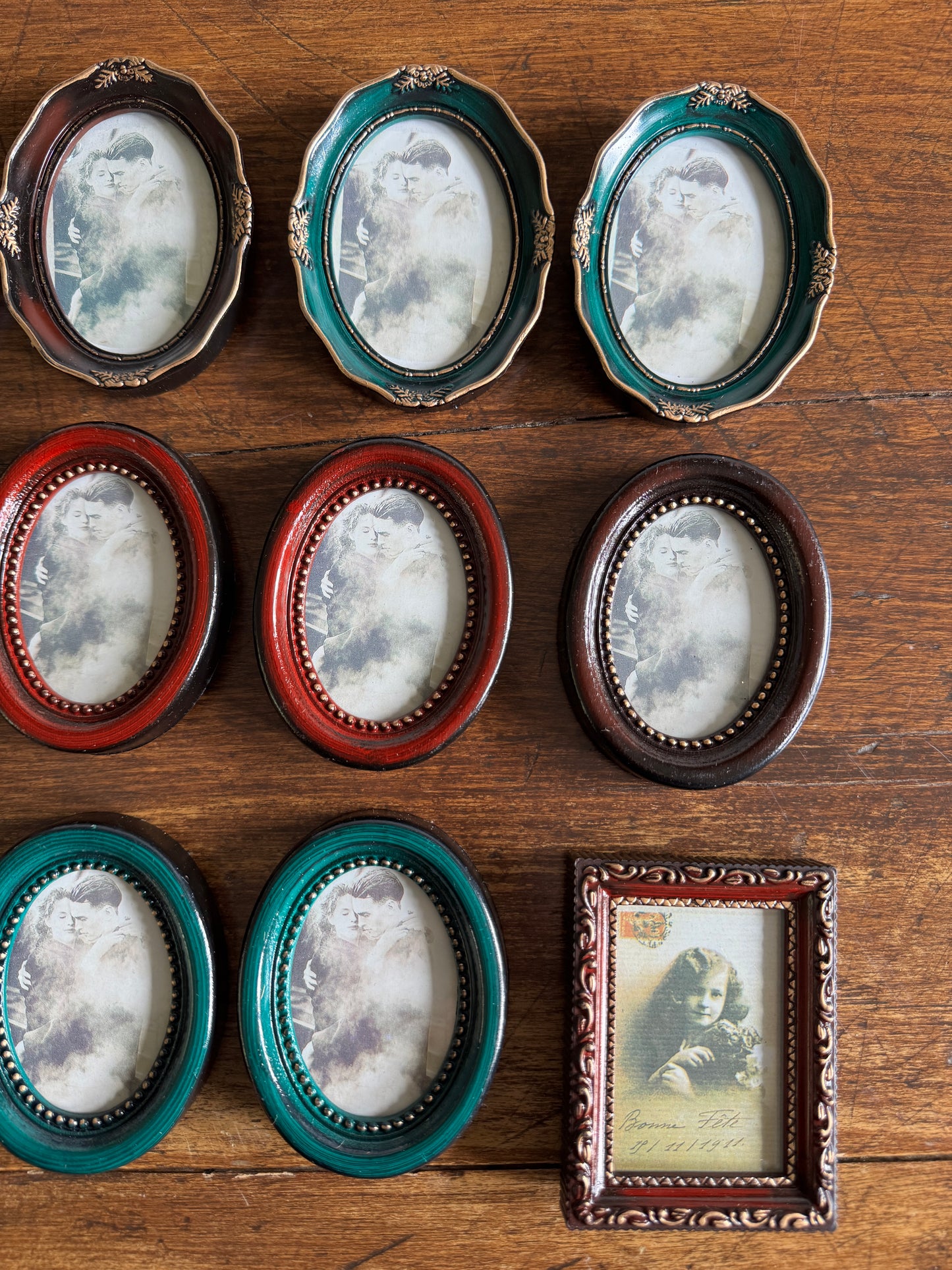 PICK ONE: Small Plastic Frames with Small Metal Stand