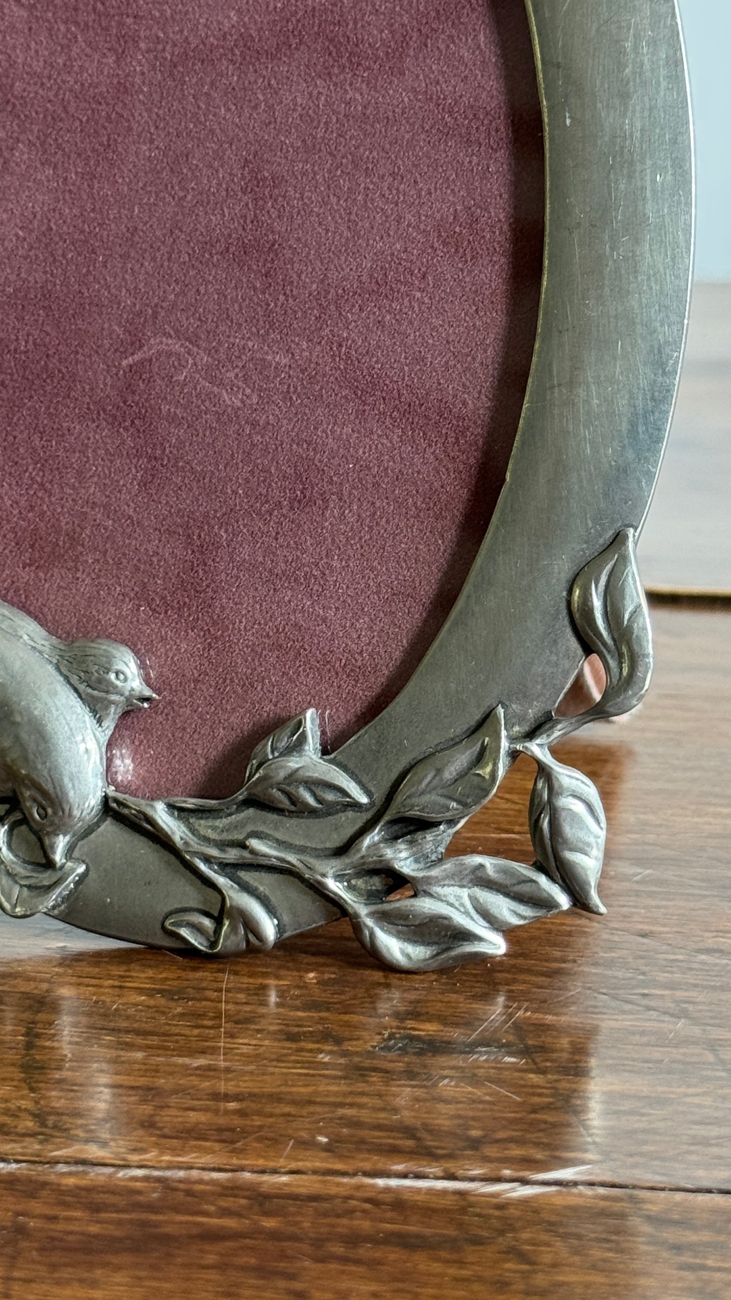 Vintage Seagull Pewter Oval Shaped Bird Photo Frame