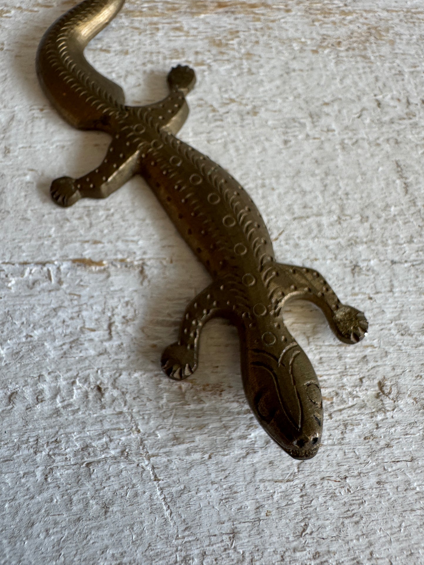 Miniature Flat Brass Lizard Figurine