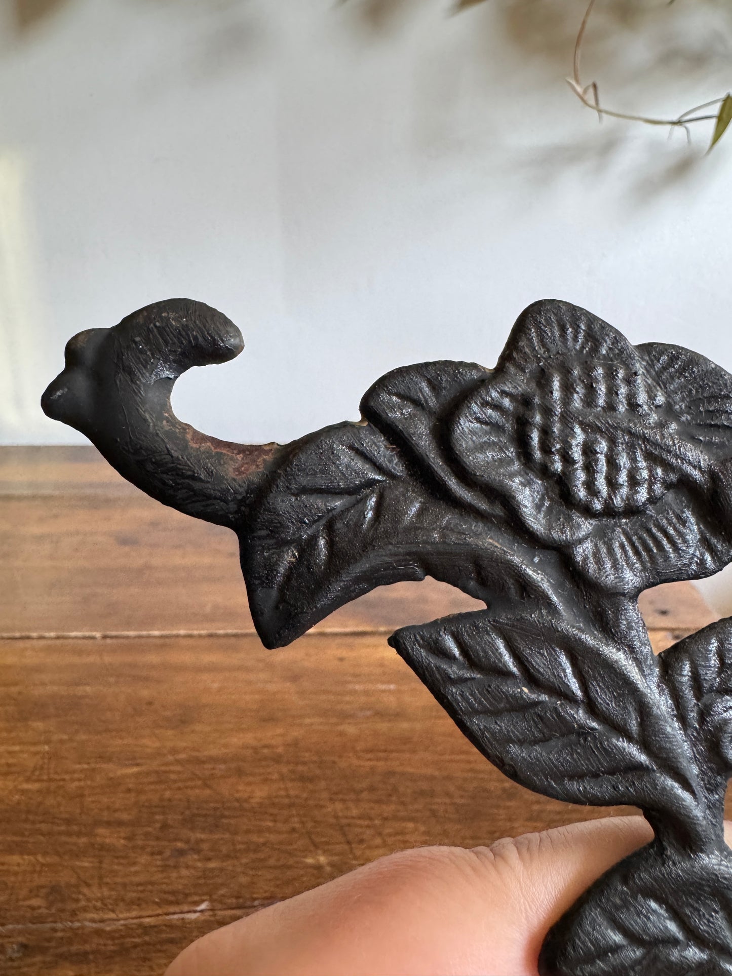 Metal Cast Iron Hummingbird with Flowers Wall Hook