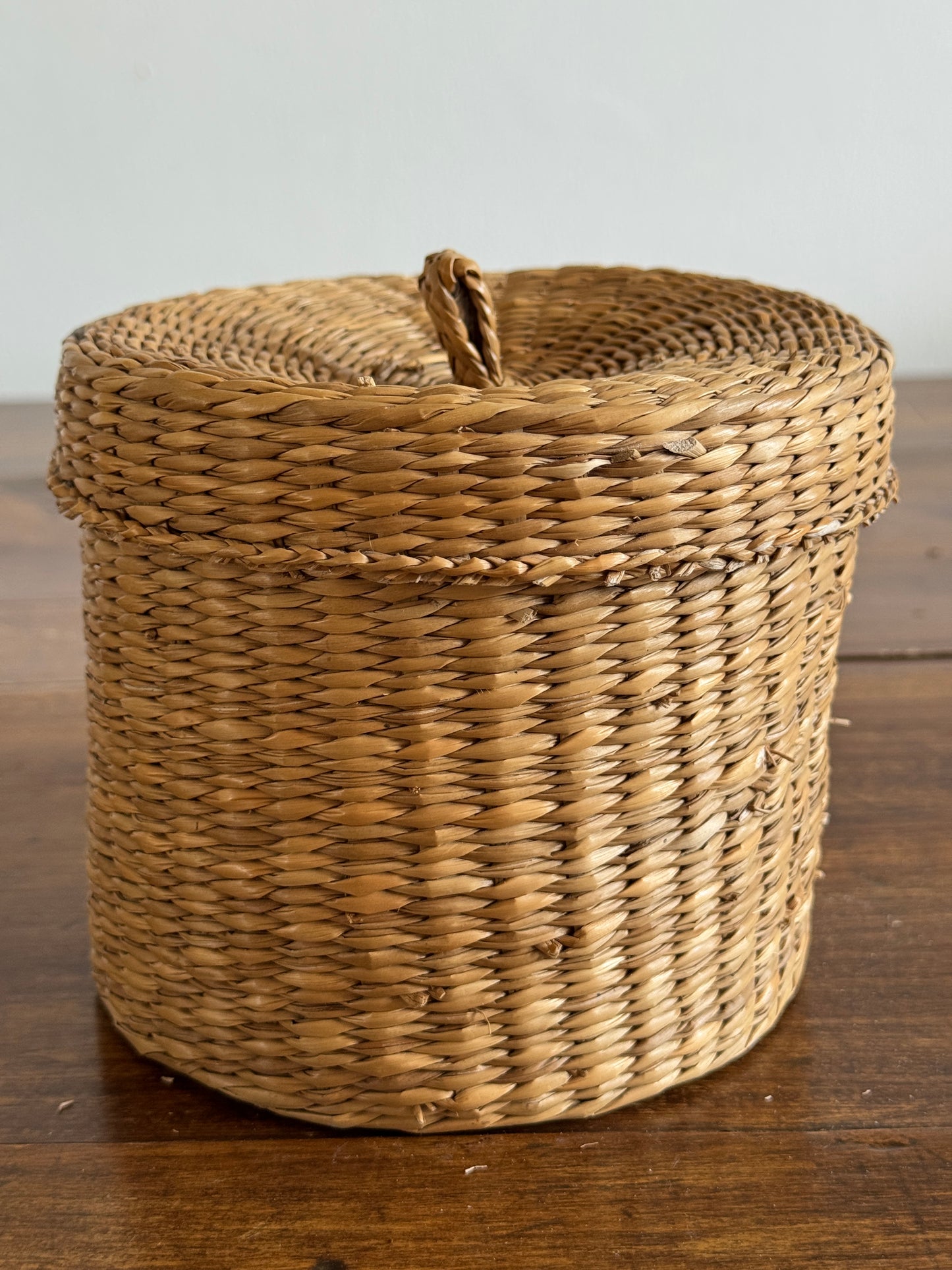 Set of Two Nesting Baskets - Woven Small Storage Baskets with Lids