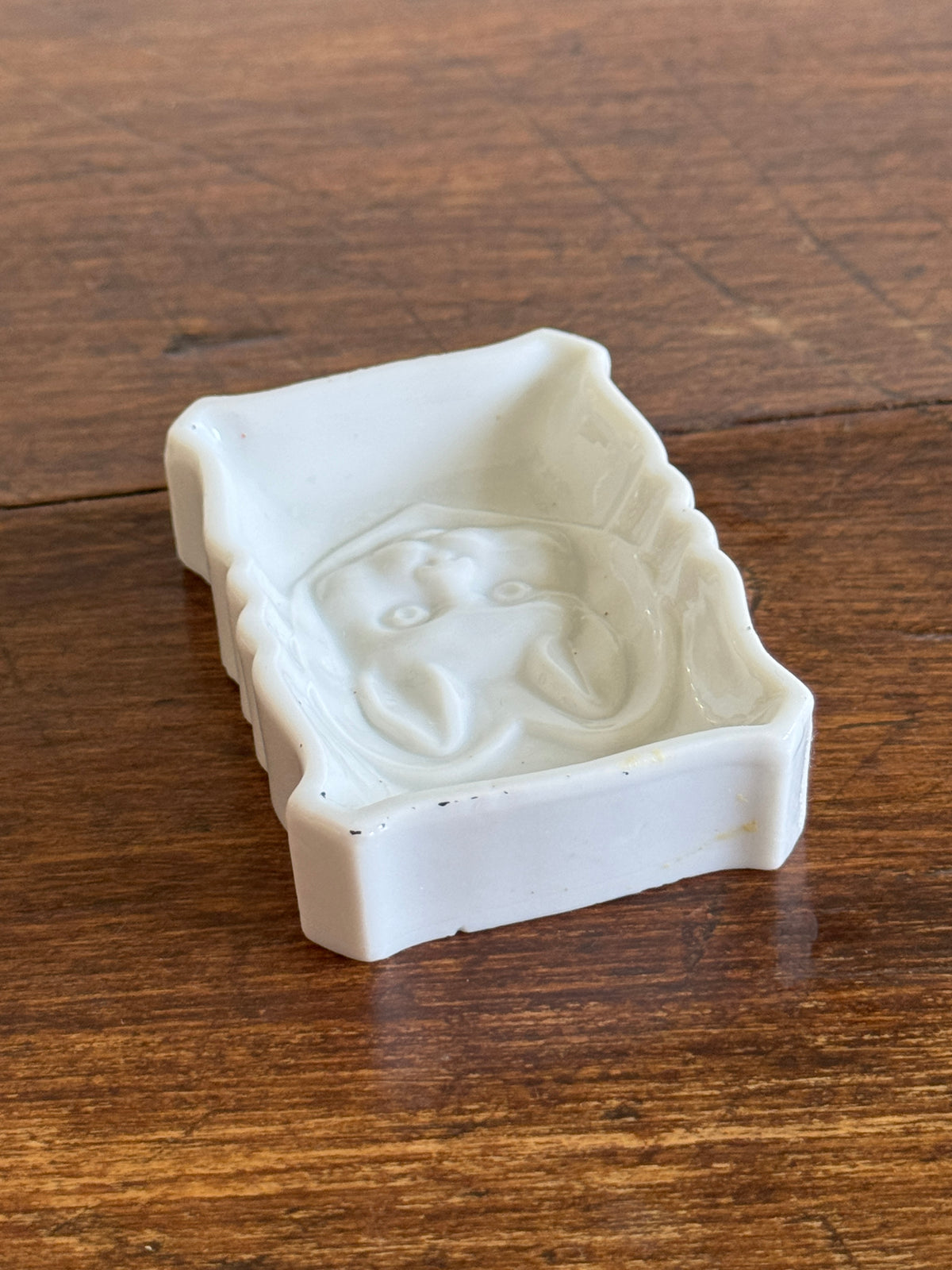 Vintage Japan White Rabbit in Heart Ashtray - Small Ceramic Dish