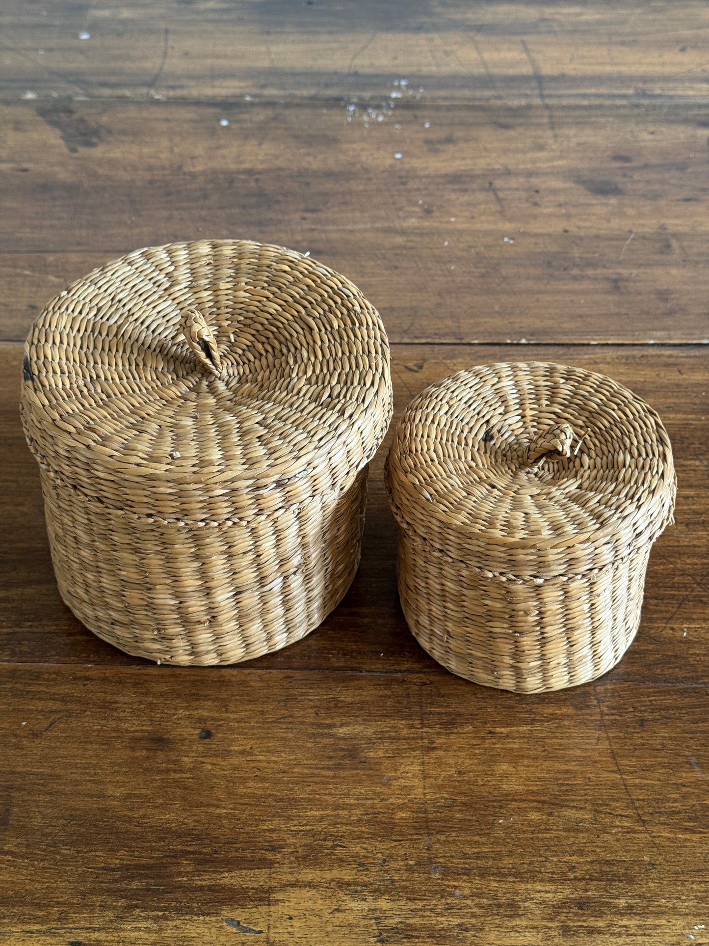 Set of Two Nesting Baskets - Woven Small Storage Baskets with Lids