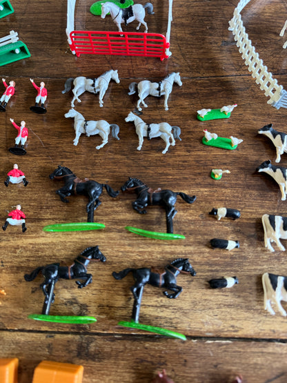 Ertl Brand Farm Animal Toy Set with Mixed Pieces