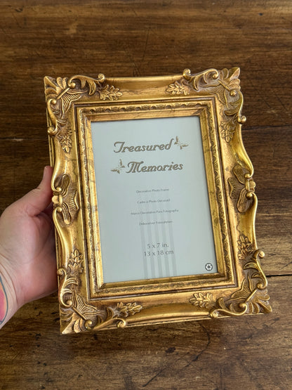 Vintage-Look Gold Ornate Photo Frame 5x7 - Made in China