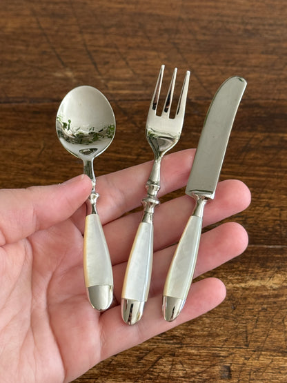 Mini Appetizer Cutlery - Spoon, Forks and Spreaders with Mother Of Pearl Handles