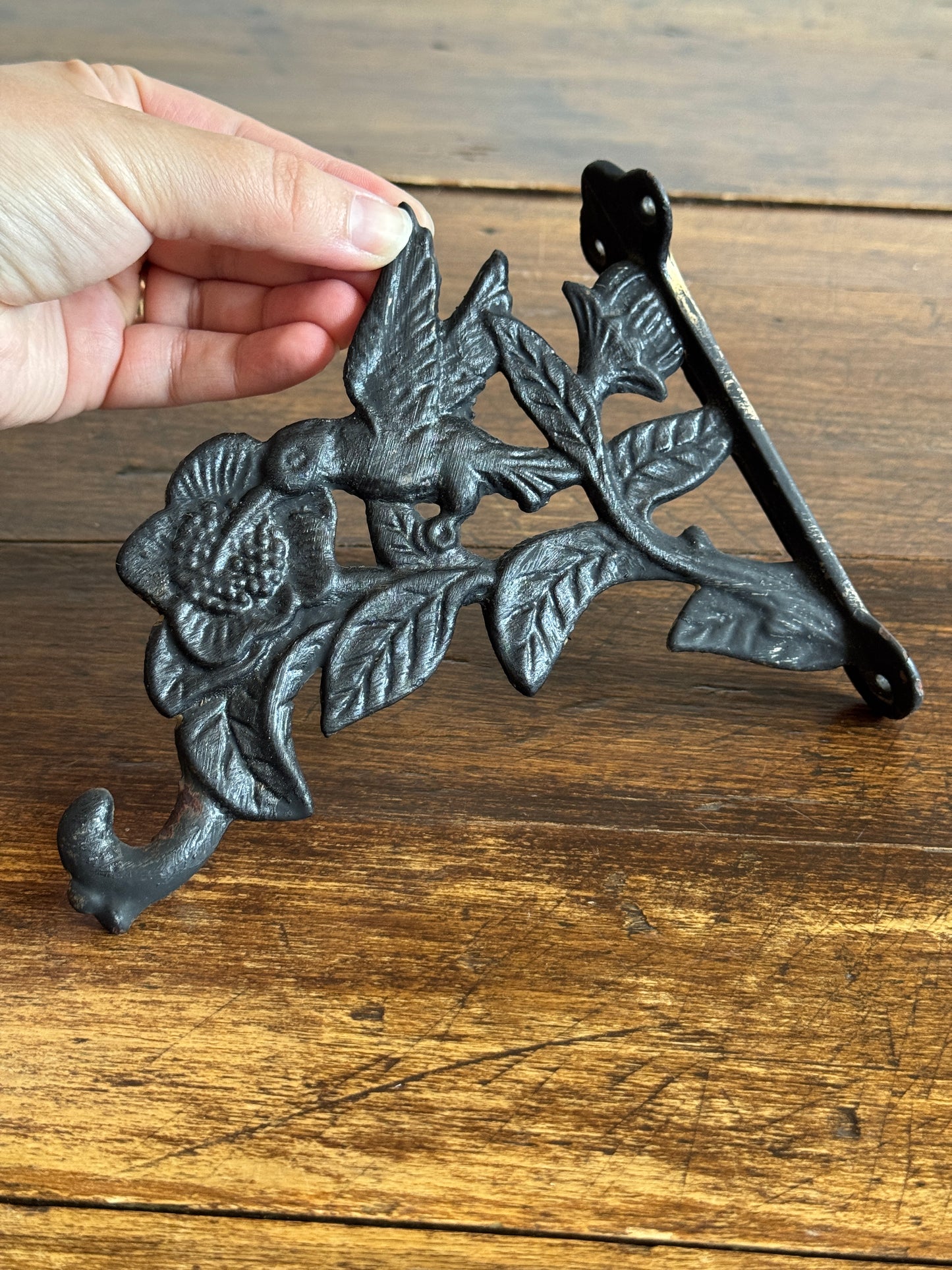 Metal Cast Iron Hummingbird with Flowers Wall Hook