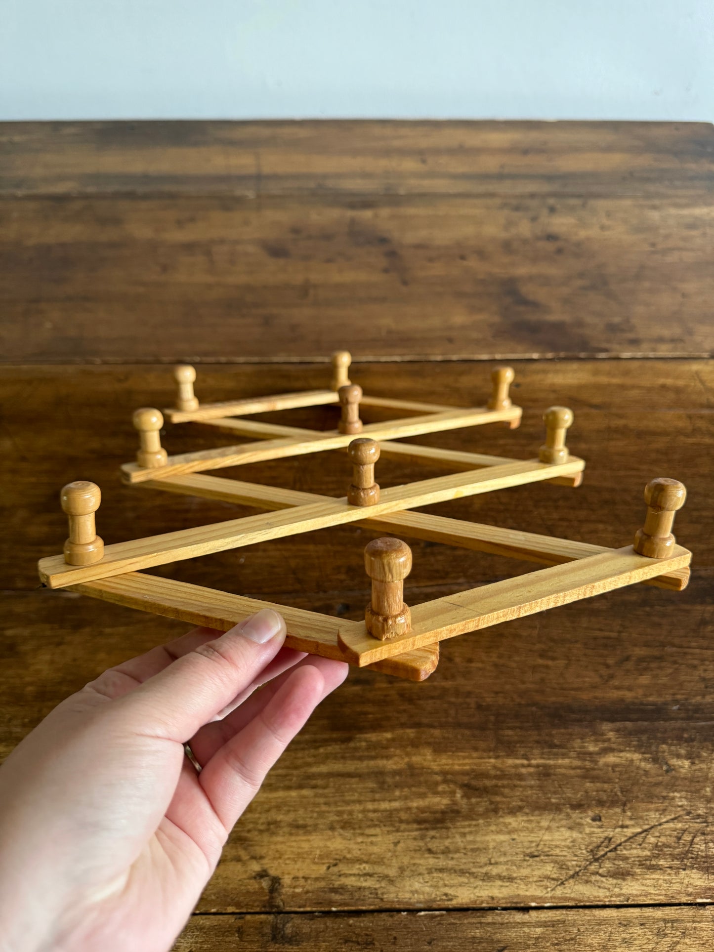 Vintage Expandable Blonde Accordion Peg Rack