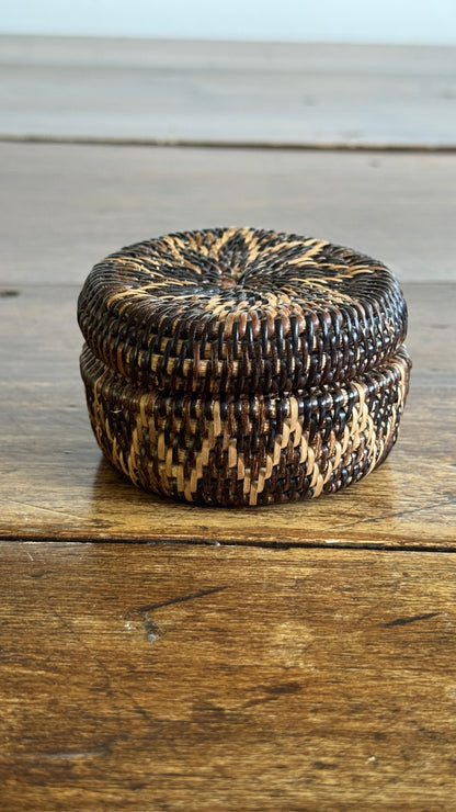 Miniature Woven Basket with Star Design and Neutral Colouring