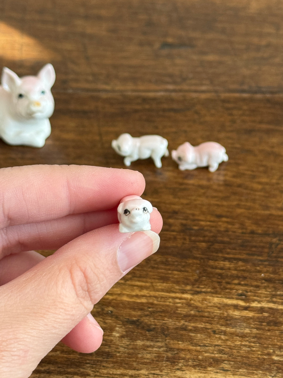 Vintage Bone China Miniature Piggies and Momma - Pig and Piglet Set