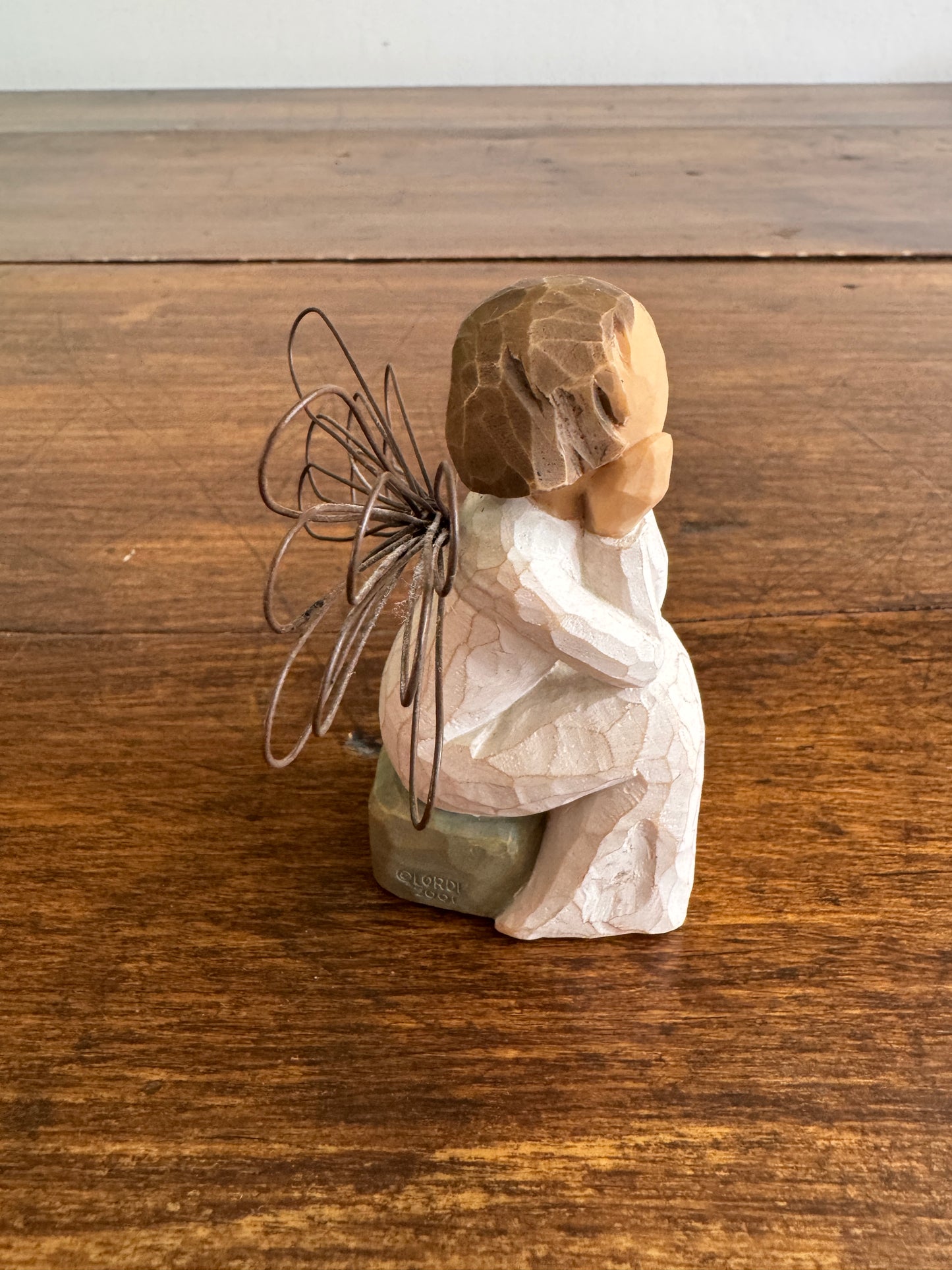Willow Tree Angel of Caring Figurine 2001